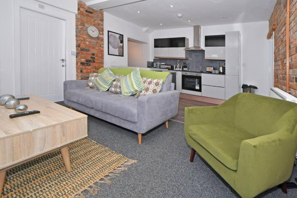 Lyndale House - By Sigma Stays Crewe Eksteriør billede
